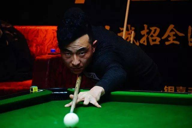 加强中场的 加强中场的