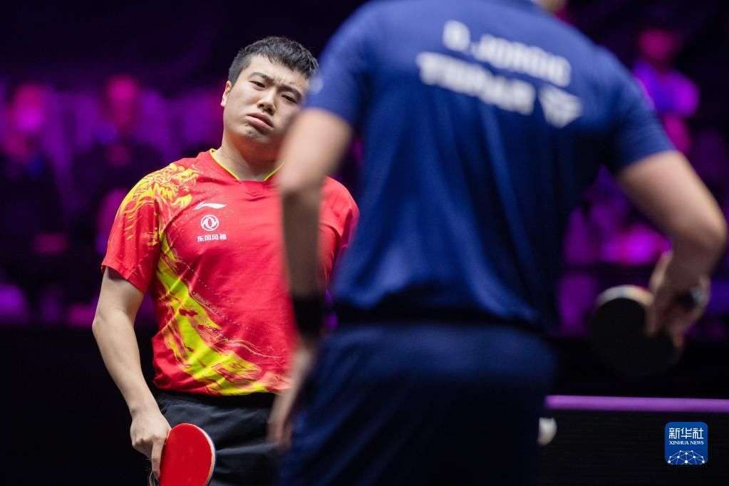 的冰球事业 的冰球事业