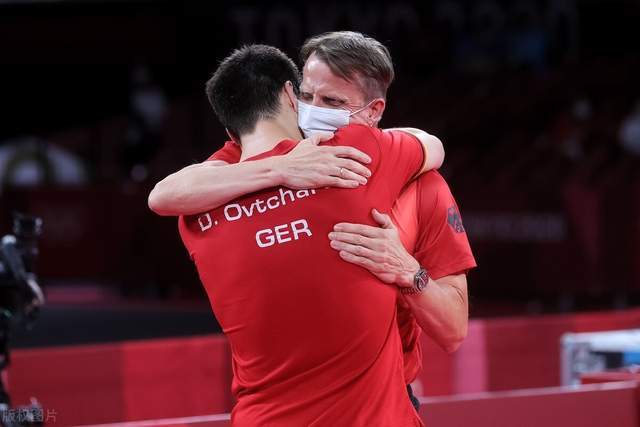 视频助理裁 视频助理裁