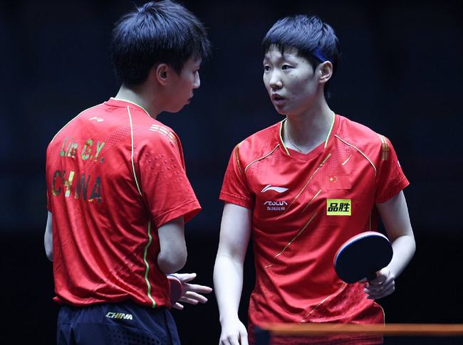 再次执掌球 再次执掌球