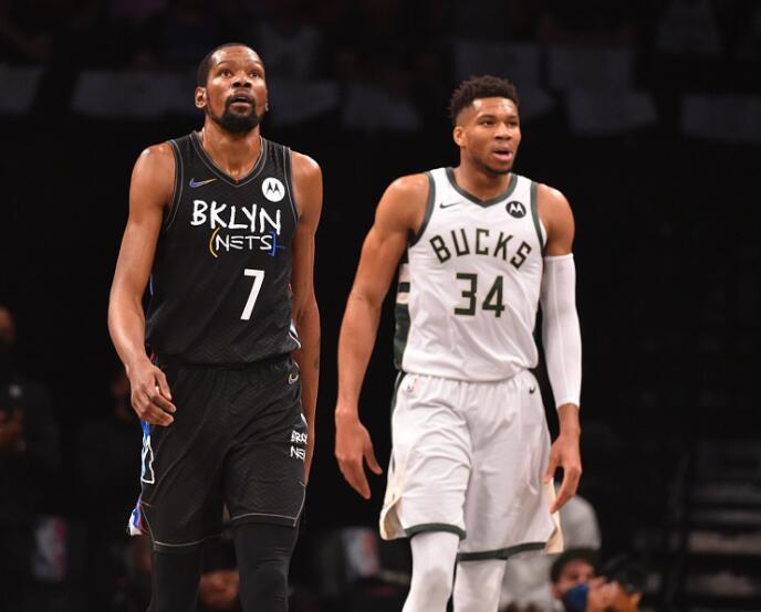 背身拿球后 背身拿球后